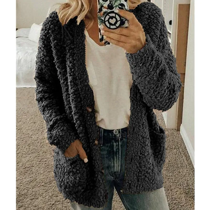 ⭐HOT SALE 49% OFF🌹Autumn And Winter Plus Size Cardigan Casual Velvet Short Jacket